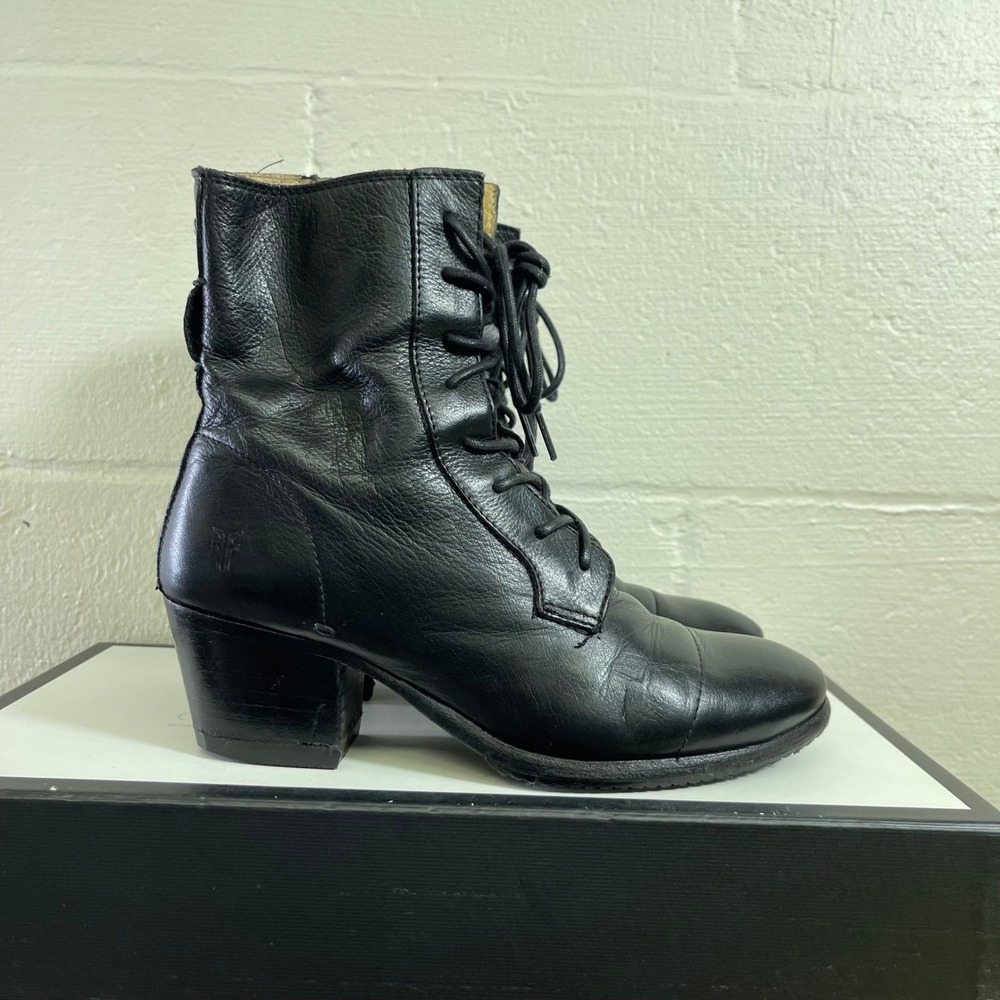 Frye Courtney Black Leather‎ Ankle Boots Zip Side Lace up Women's Size 6 B